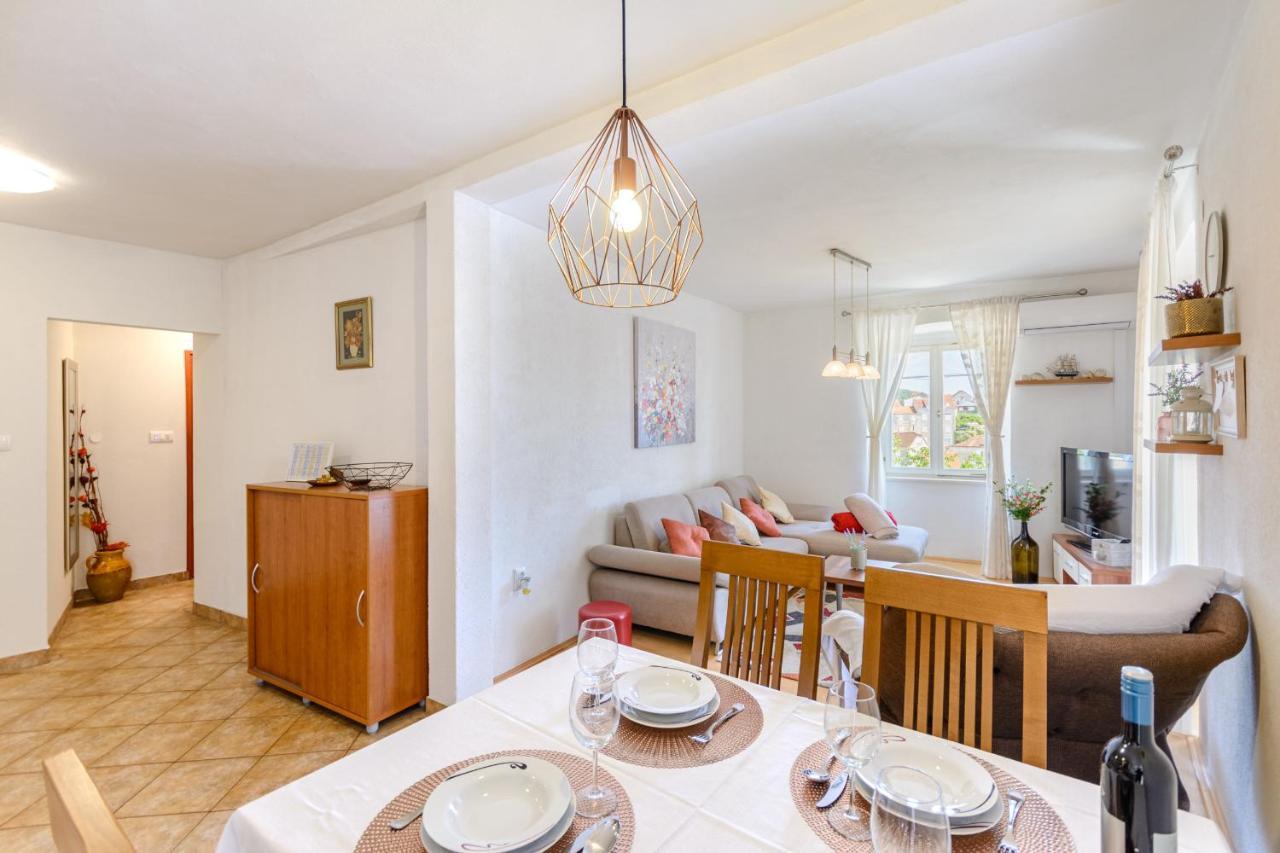 מילנה Apartman Mare מראה חיצוני תמונה
