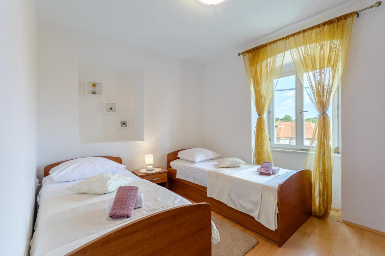 מילנה Apartman Mare מראה חיצוני תמונה